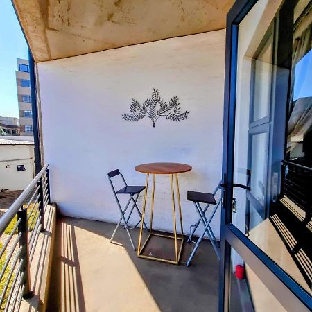 Ferienwohnung Kaleaba House In Vibey Maboneng Precint Johannesburg Exterior foto